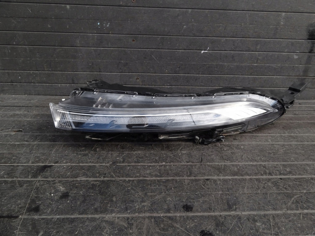 Frontscheinwerfer Hyundai Bayon 92207Q0500 Links Scheinwerfer Headlight