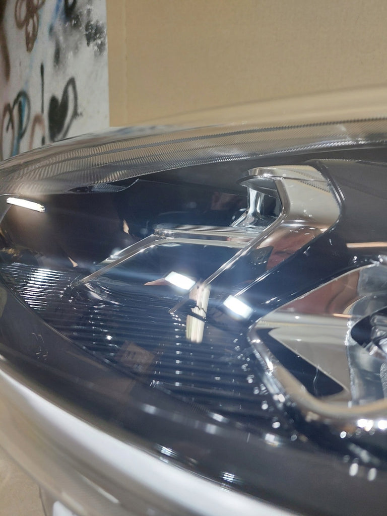 Frontscheinwerfer Ford Kuga LV4B-13E015-FB Links Scheinwerfer Headlight SCH3280334947nq