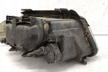 Load image into Gallery viewer, Frontscheinwerfer Audi A4 1307022194 1305235256 Ein Stück (Rechts oder Links)