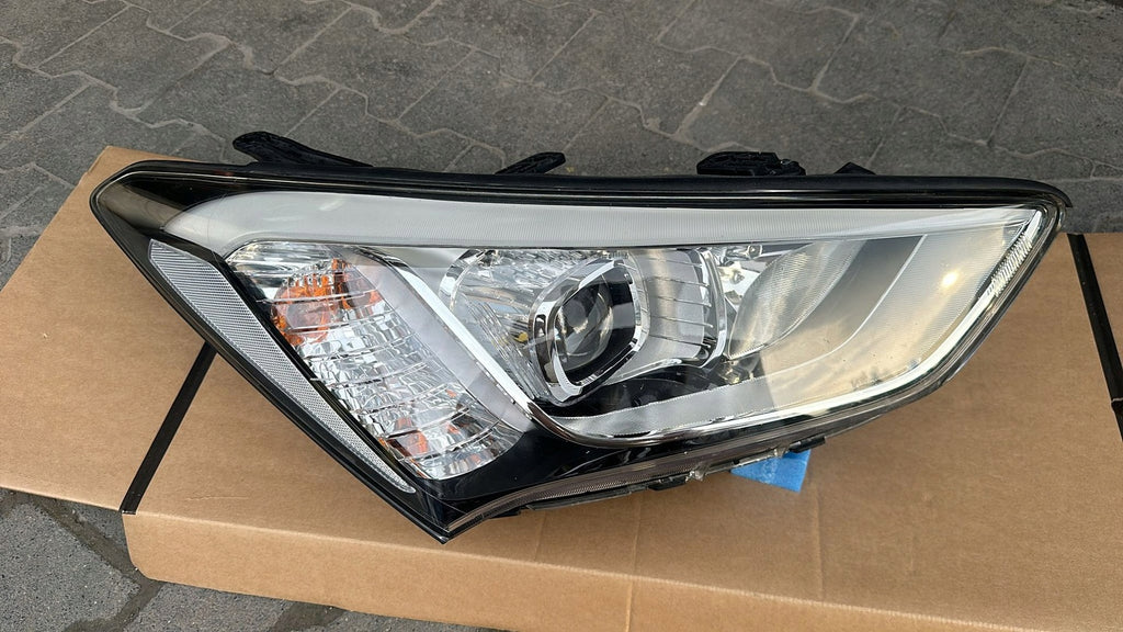 Frontscheinwerfer Hyundai Santa Fe 3T921-01B80 Xenon Rechts Headlight