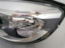 Laden Sie das Bild in den Galerie-Viewer, Frontscheinwerfer BMW 2 Tourer Gran F46 7472213 Ein Stück (Rechts oder Links) SCH8217256160ek