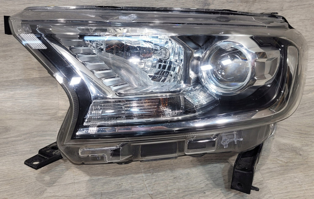 Frontscheinwerfer Ford Ranger JB3B-13D154 Links Scheinwerfer Headlight SCH2683226291hk
