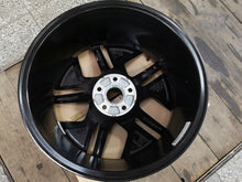 Laden Sie das Bild in den Galerie-Viewer, 1x Alufelge 18 Zoll 8.0" 5x112 44ET Glanz Schwarz 3J0601025P VW I Rim Wheel FEL9765766244qv