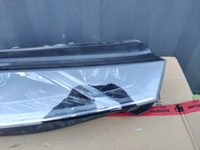Laden Sie das Bild in den Galerie-Viewer, Frontscheinwerfer Skoda Octavia IV 5E4941016A LED Rechts Scheinwerfer Headlight SCH5244203141fi