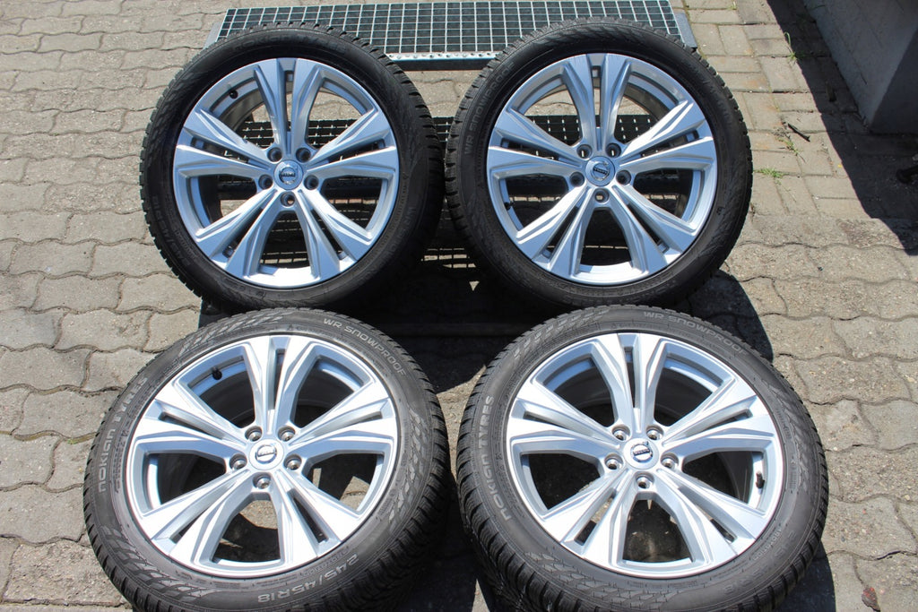 4x Alufelge 18 Zoll 8.0" 5x108 42ET Glanz Silber 32243390 Volvo V60 S60 FEL3500393619is