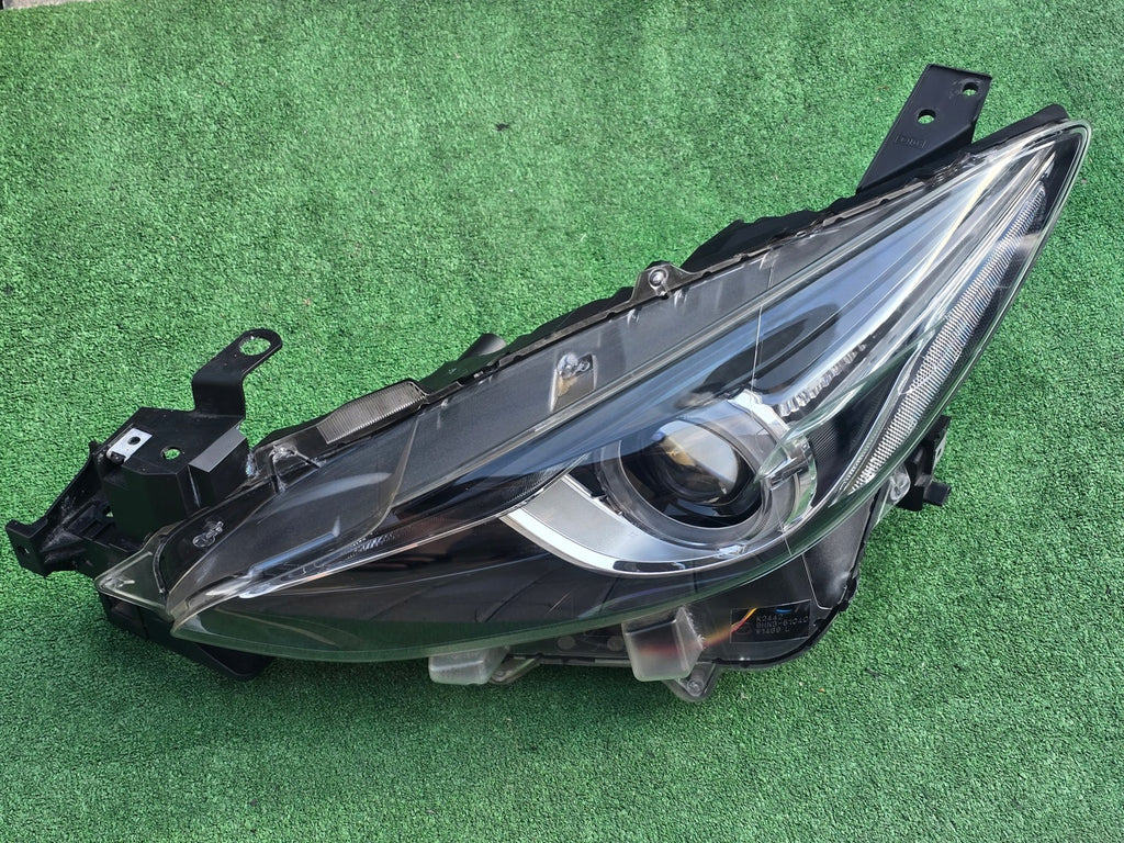Frontscheinwerfer Mazda 3 BHR251040 Bi-Xenon Ein Stück (Rechts oder Links)