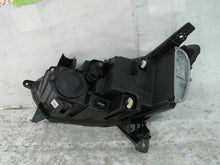 Laden Sie das Bild in den Galerie-Viewer, Frontscheinwerfer Dacia Sandero III 260107978R Full LED Rechts Headlight