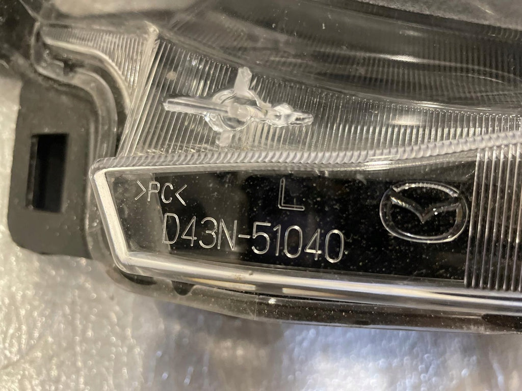 Frontscheinwerfer Mazda II D43N-51040 LED Links Scheinwerfer Headlight