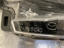 Laden Sie das Bild in den Galerie-Viewer, Frontscheinwerfer Mazda II D43N-51040 LED Links Scheinwerfer Headlight