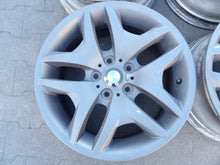 Laden Sie das Bild in den Galerie-Viewer, 4x Alufelge 18 Zoll 9.0" 5x120 51ET Glanz Silber 3415614 BMW Rim Wheel FEL6167801253jo