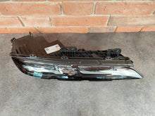 Laden Sie das Bild in den Galerie-Viewer, Frontscheinwerfer BMW 9879936 Rechts Scheinwerfer Headlight