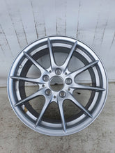 Laden Sie das Bild in den Galerie-Viewer, 1x Alufelge 16 Zoll 7.0&quot; 5x112 37ET A172401002 Mercedes-Benz Slk Rim Wheel