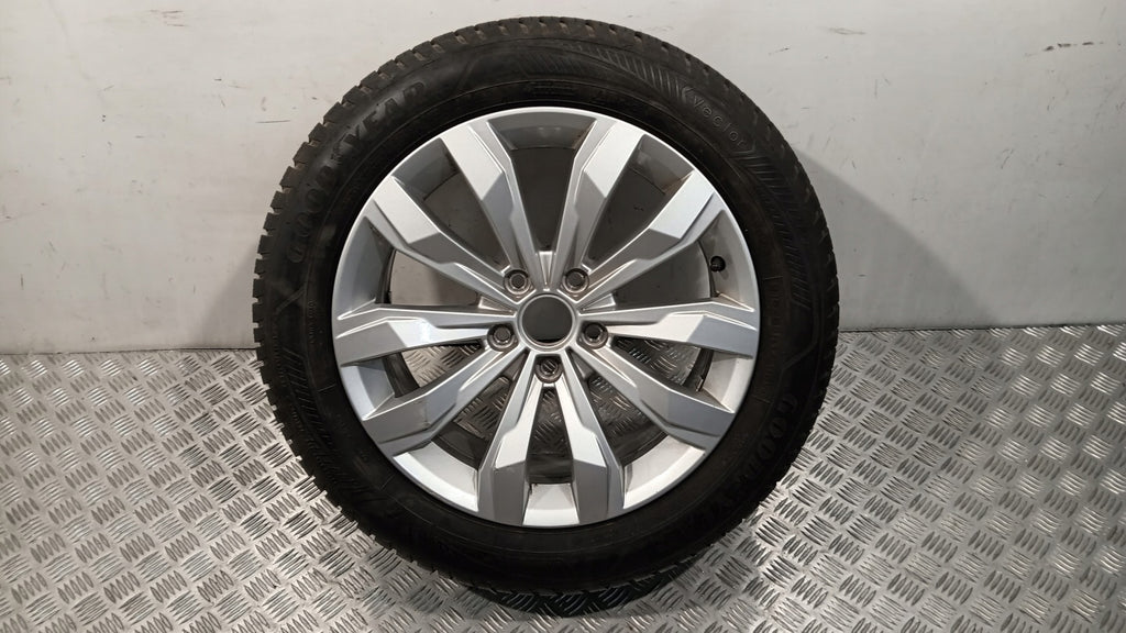 1x Alufelge 17 Zoll 7.0" 5x112 45ET Glanz Silber 2GA601025A VW T-Roc Rim Wheel FEL3708623270fk