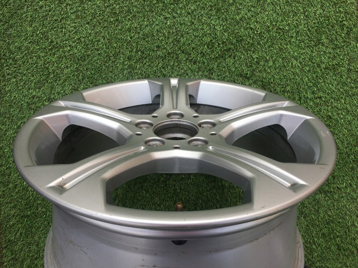 1x Alufelge 17 Zoll 8.0" 5x112 57ET Glanz Silber A2044010104 Mercedes-Benz W204 FEL6334726075ic