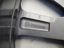 Laden Sie das Bild in den Galerie-Viewer, 1x Alufelge 18 Zoll 7.0&quot; 5x114.3 45ET Glanz Graphit Mazda 3 Bp Rim Wheel