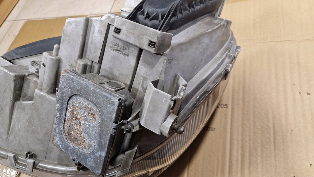 Frontscheinwerfer Mercedes-Benz W220 A2208200861 Xenon Rechts Headlight SCH7756241320ph