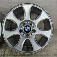 Laden Sie das Bild in den Galerie-Viewer, 4x Alufelge 16 Zoll 7.0" 5x120 44ET 6769402 BMW E46 F22 F21 E81 F23 F30 F31 E82 FEL6791880556jw