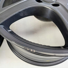 Laden Sie das Bild in den Galerie-Viewer, 4x Alufelge 18 Zoll 8.0" 5x112 35ET Glanz Schwarz Audi I Rim Wheel FEL8804155122gp