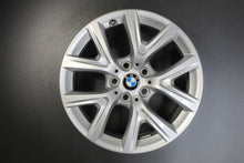 Laden Sie das Bild in den Galerie-Viewer, 4x Alufelge 17 Zoll 6.5" 5x112 39ET Glanz Silber 6856076 BMW F39 X1 F48 FEL7055351785ku