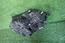 Laden Sie das Bild in den Galerie-Viewer, Frontscheinwerfer Ford Puma L1TB-13E014-EG Rechts Scheinwerfer Headlight SCH9779519135cv