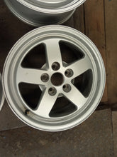 Load image into Gallery viewer, 4x Alufelge 16 Zoll 7.0&quot; 5x112 35ET Glanz Silber 8W0601025 Audi Rim Wheel