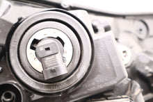 Laden Sie das Bild in den Galerie-Viewer, Frontscheinwerfer Toyota 1256871832 Links Scheinwerfer Headlight SCH9329233224kd