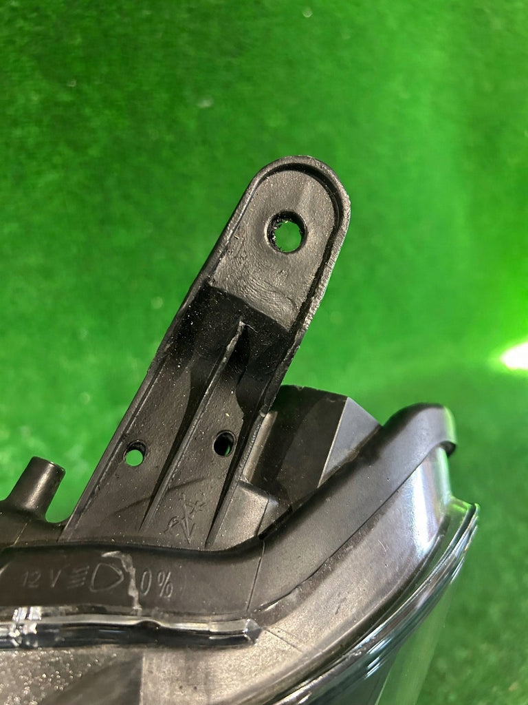 Frontscheinwerfer Toyota Yaris Links Scheinwerfer Headlight