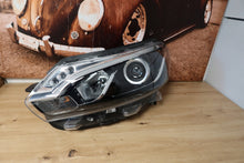 Laden Sie das Bild in den Galerie-Viewer, Frontscheinwerfer Toyota Proace Verso 9808589980 Xenon Links Headlight SCH9461869756cp