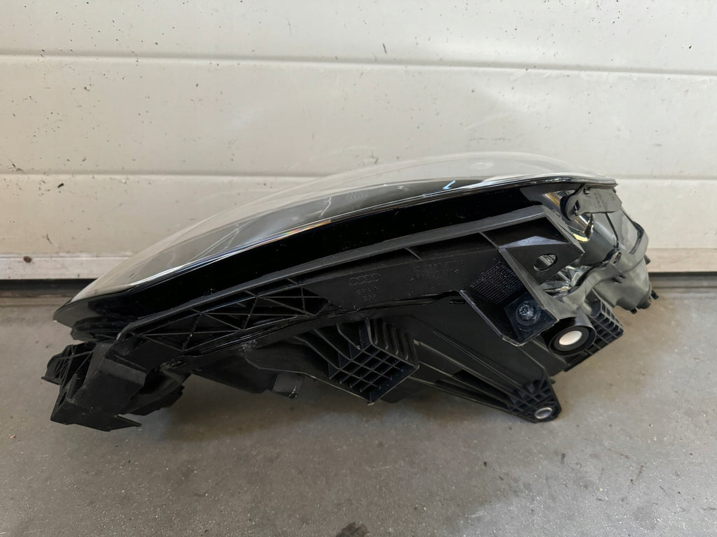 Frontscheinwerfer Audi A1 82A941003 Links Scheinwerfer Headlight