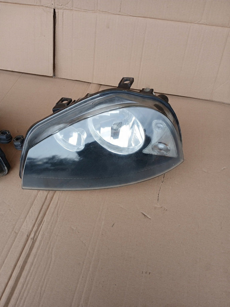 Frontscheinwerfer Seat Arosa Rechts Scheinwerfer Headlight