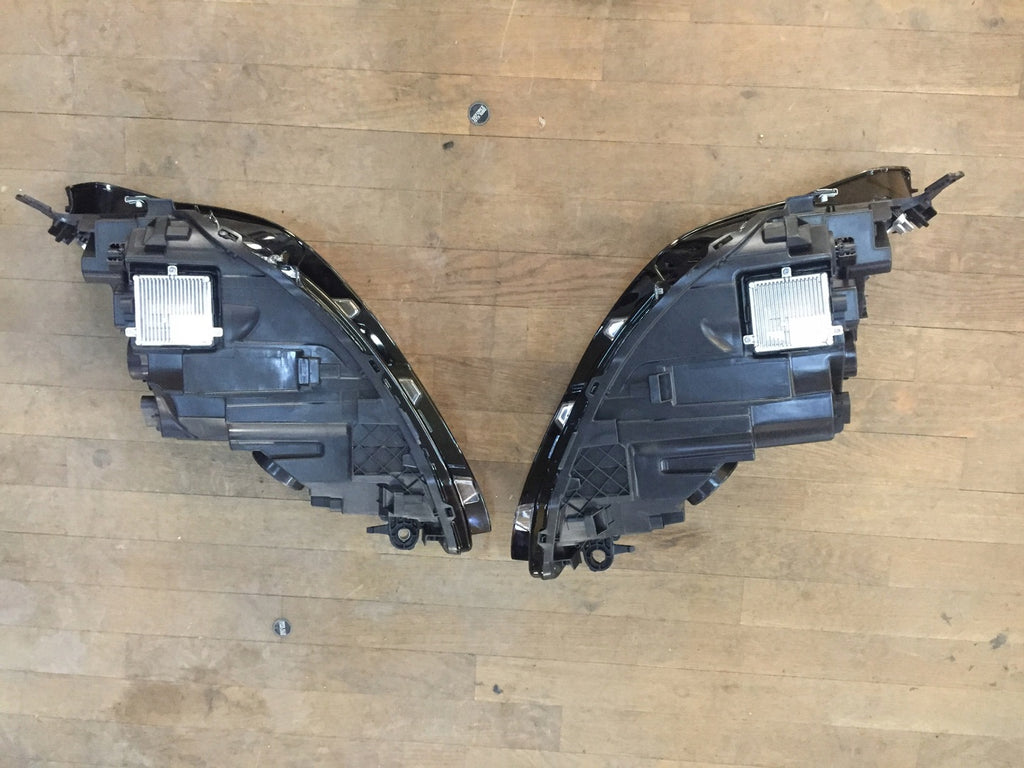 Frontscheinwerfer VW Golf VIII 5H1941005 5H1194006 Ein Stück (Rechts oder Links) SCH2010428187kd