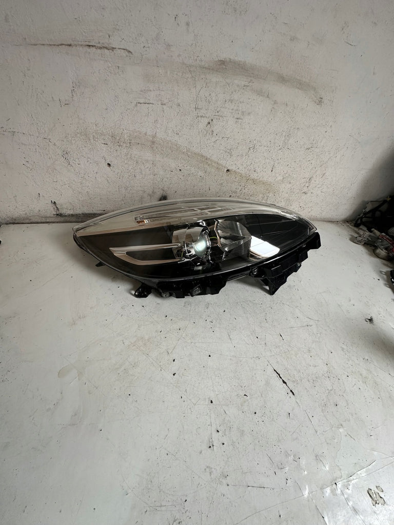 Frontscheinwerfer Renault Scenic 260106928R Rechts Scheinwerfer Headlight SCH4898258373ea
