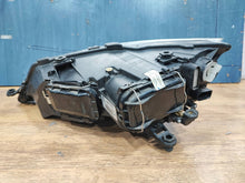 Laden Sie das Bild in den Galerie-Viewer, Frontscheinwerfer Seat Leon 5F1941006 9001079912S Rechts Scheinwerfer Headlight SCH1422460580ue