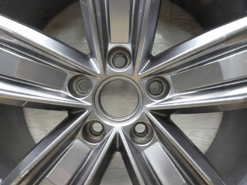 1x Alufelge 19 Zoll 7.0" 5x112 43ET Glanz Graphit 5NN601025 Mg Tiguan Allspace