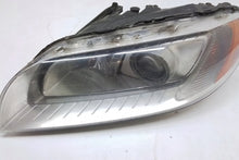 Laden Sie das Bild in den Galerie-Viewer, Frontscheinwerfer Volvo S80 II Xc70 V70 31214351 Links Scheinwerfer Headlight
