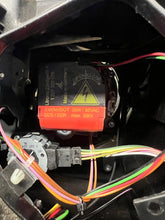 Laden Sie das Bild in den Galerie-Viewer, Frontscheinwerfer BMW E83 1305235830 Rechts Scheinwerfer Headlight SCH6378823567fv