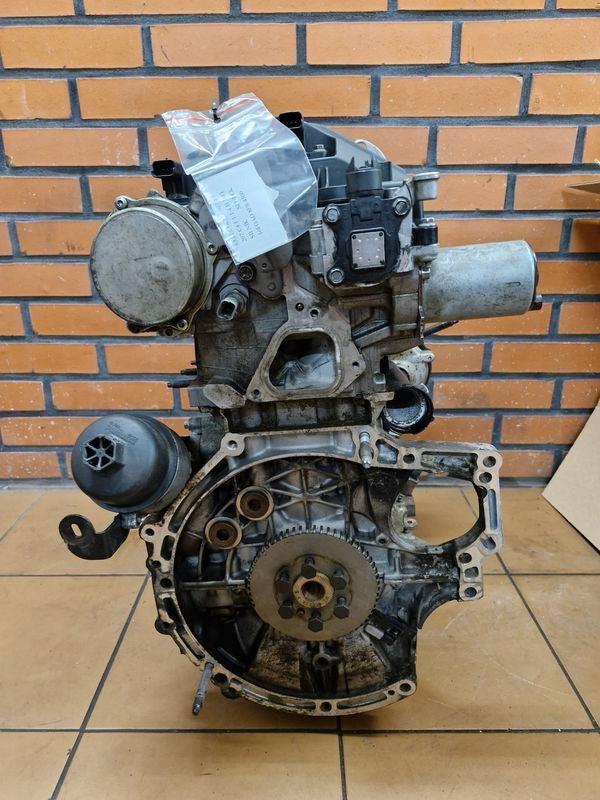 Motor Peugeot 307 8FS 10FGAD 1.4 VTI 95PS 70kW Benzin Engine Unkomplett