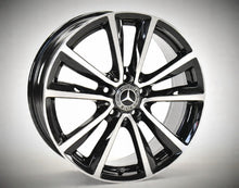 Laden Sie das Bild in den Galerie-Viewer, 4x Alufelge 18 Zoll 7.5&quot; 5x112 52ET A2464010600 Mercedes-Benz W176 Rim Wheel