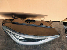Laden Sie das Bild in den Galerie-Viewer, Frontscheinwerfer VW Id.4 11B941036D Rechts Scheinwerfer Headlight SCH6486421729xg
