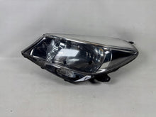 Load image into Gallery viewer, Frontscheinwerfer Toyota Yaris Links Scheinwerfer Headlight