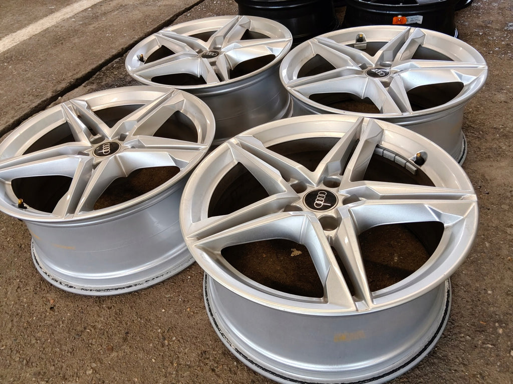 4x Alufelge 18 Zoll 8.0" 5x112 40ET Glanz Silber 8W0601025 Audi A4 B9 Rim Wheel FEL8694444181lk