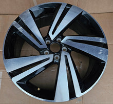 Laden Sie das Bild in den Galerie-Viewer, 1x Alufelge 18 Zoll 7.0" 5x100 39ET Glanz Schwarz VW T-Cross T Cross Rim Wheel FEL1498286237ri