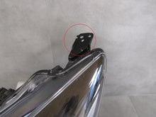 Laden Sie das Bild in den Galerie-Viewer, Frontscheinwerfer Mazda II D43N-51040 LED Links Scheinwerfer Headlight