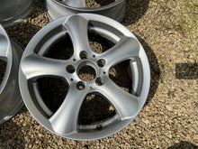 Laden Sie das Bild in den Galerie-Viewer, 4x Alufelge 16 Zoll 7.0" 5x112 43ET Mercedes-Benz Rim Wheel FEL4373513741dz