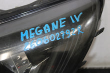 Laden Sie das Bild in den Galerie-Viewer, Frontscheinwerfer Renault Megane IV 260108478R 260602792R LED Rechts oder Links SCH7942530858ur