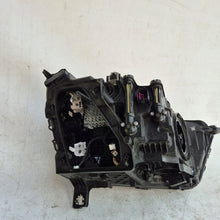 Laden Sie das Bild in den Galerie-Viewer, Frontscheinwerfer Audi Q3 83A941033 Full LED Links Scheinwerfer Headlight