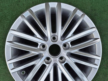 Laden Sie das Bild in den Galerie-Viewer, 1x Alufelge 16 Zoll 5x112 2K5601025J VW Caddy Rim Wheel FEL4441828122yw