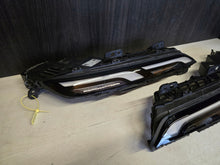 Laden Sie das Bild in den Galerie-Viewer, Frontscheinwerfer BMW 7 9450080-13 LED Ein Satz Scheinwerfer Headlight SCH8950900003pf