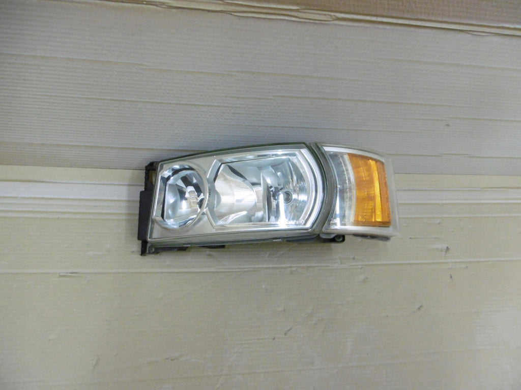 Frontscheinwerfer 2441826 Links Scheinwerfer Headlight SCH4723259603jl