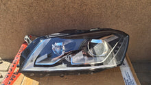Laden Sie das Bild in den Galerie-Viewer, Frontscheinwerfer VW Passat B7 3AB941751 LED Links Scheinwerfer Headlight SCH3098431555gp
